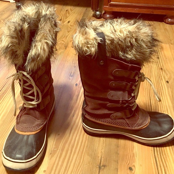 Joan of the Arctic Brown Sorel Winter Boots - Picture 6 of 11